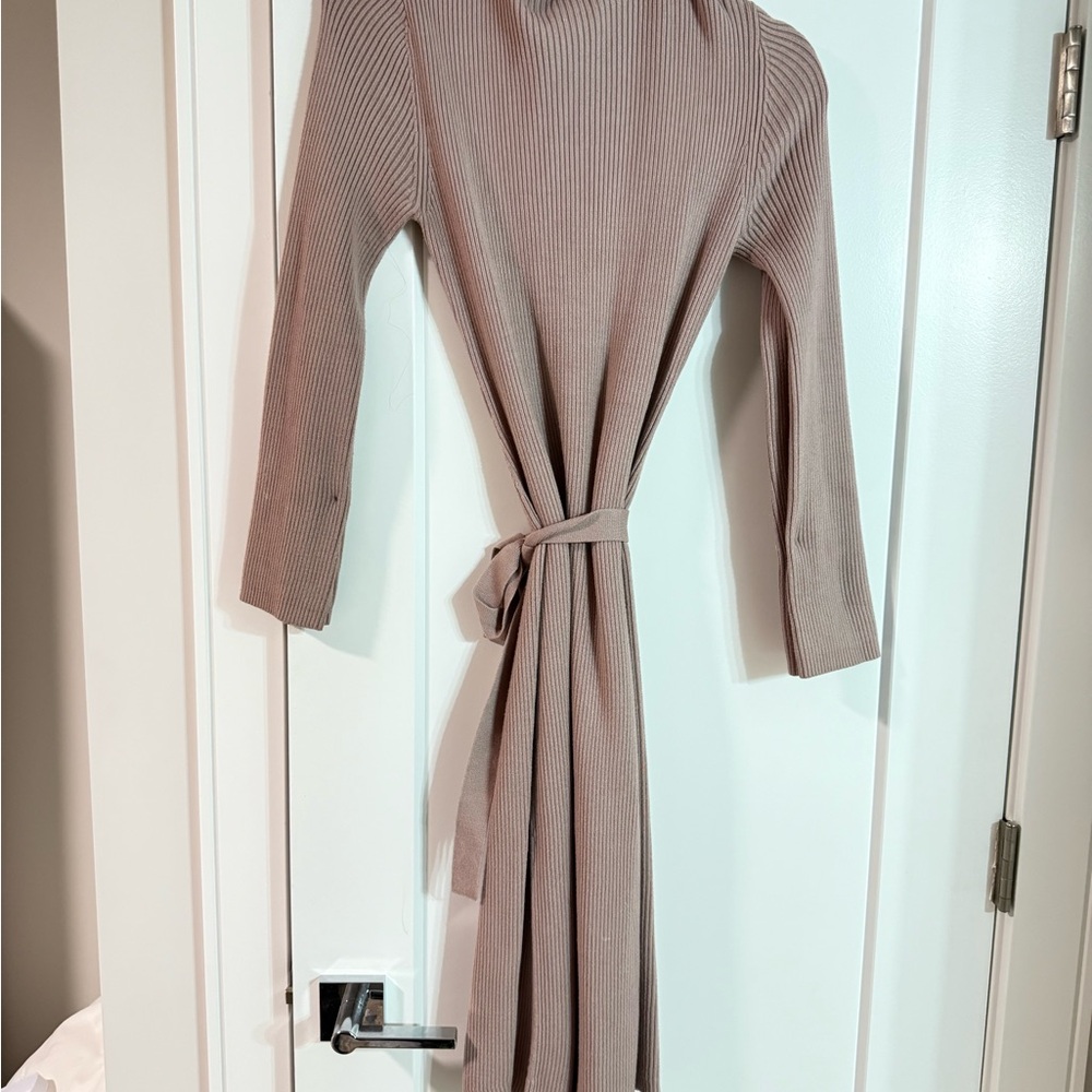 Elegant Taupe Ribbed Knit Dress